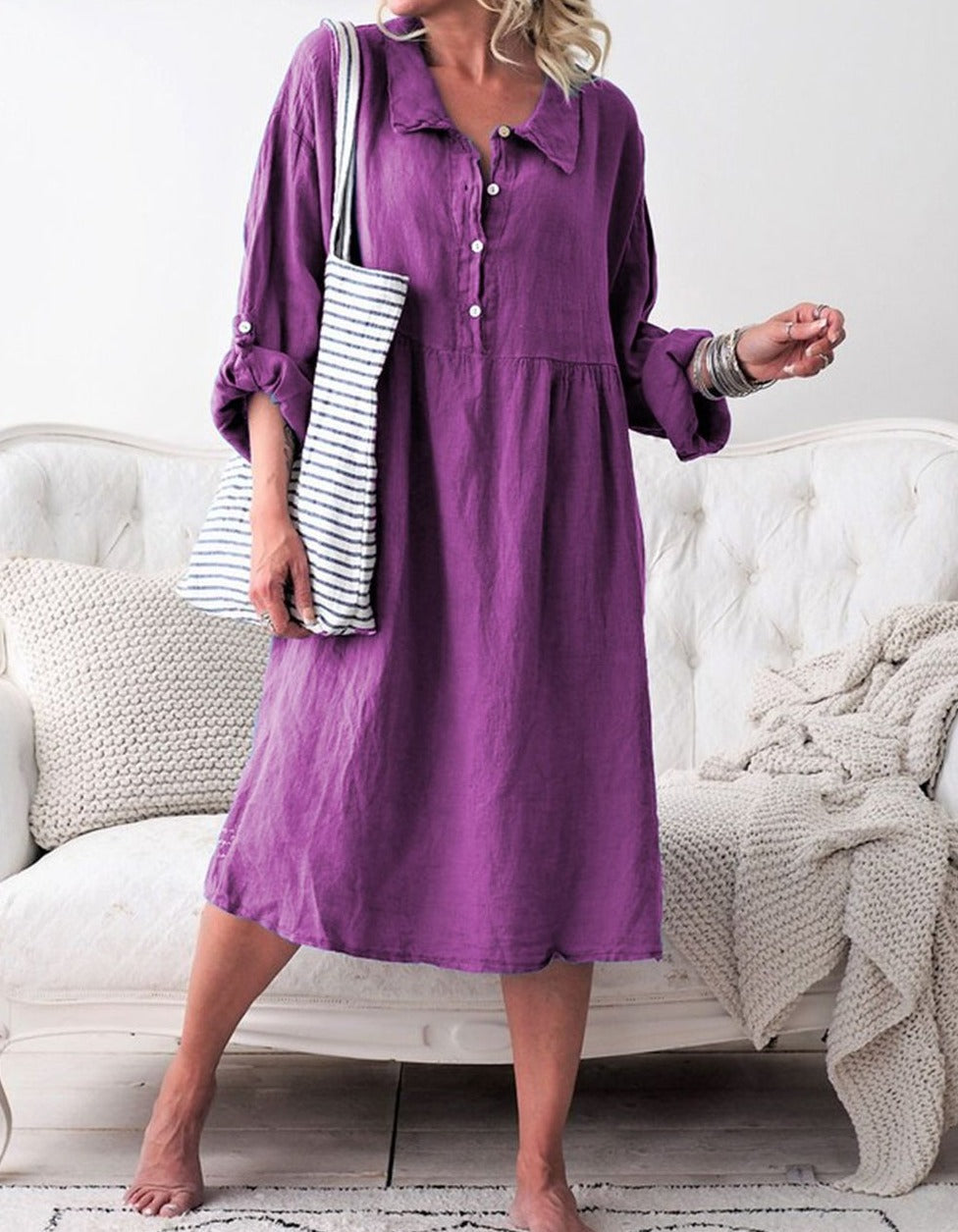 Vestido básico de tela con botones y cuello camisero de manga larga