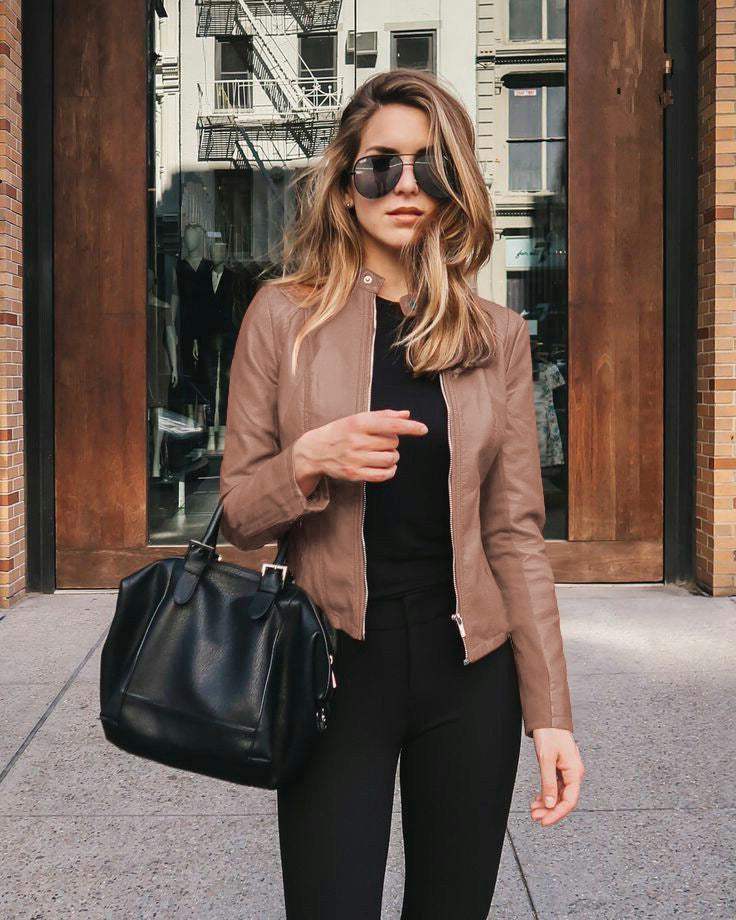 Chaqueta de piel | Elegante | Negra, piel flexible, acabado refinado | Perfecta para salir por la noche