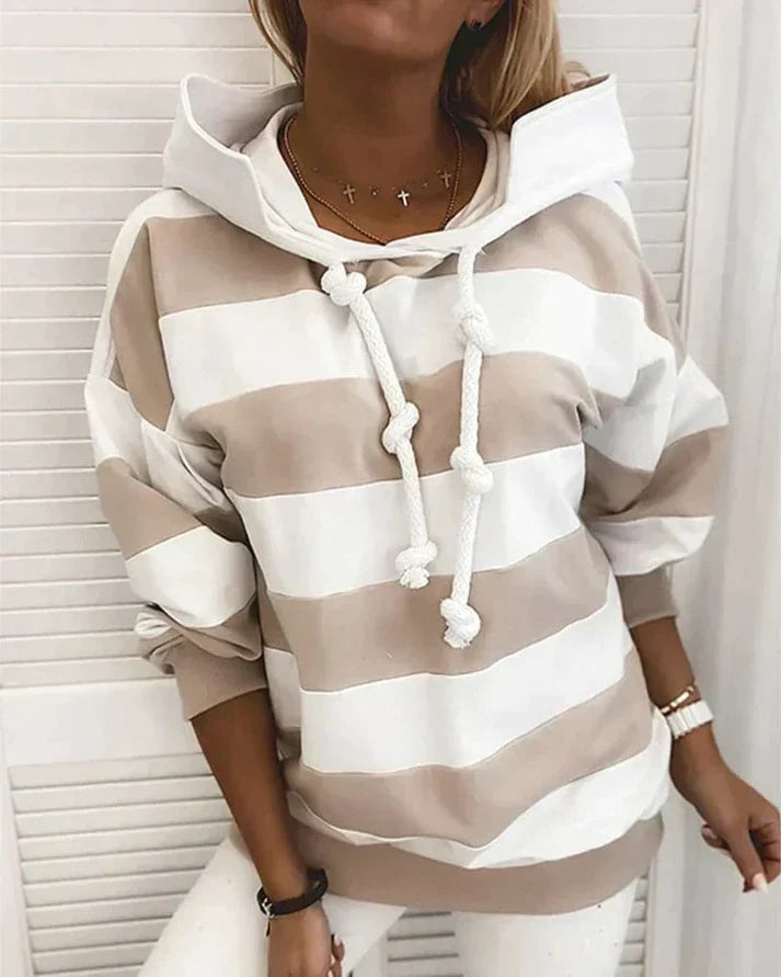 Lara | jersey con capucha cálido y moderno
