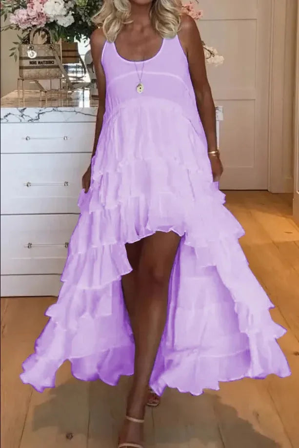 Beautiful ladies' dress, corto por delante y largo por detrás con volantes