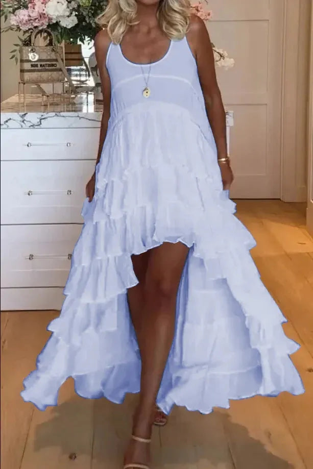 Beautiful ladies' dress, corto por delante y largo por detrás con volantes