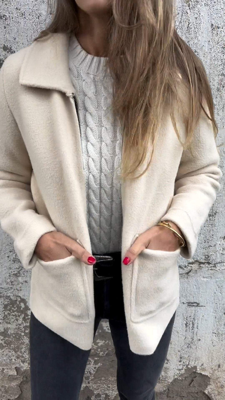 Cárdigan clásico: el compañero perfecto para cualquier look