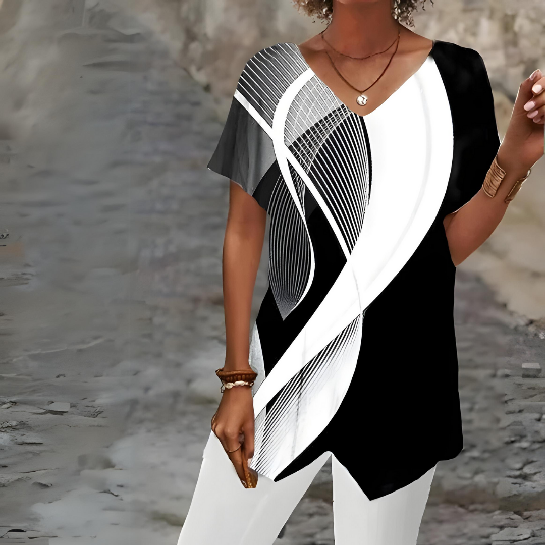 Camiseta elegante con cuello en V Annelies