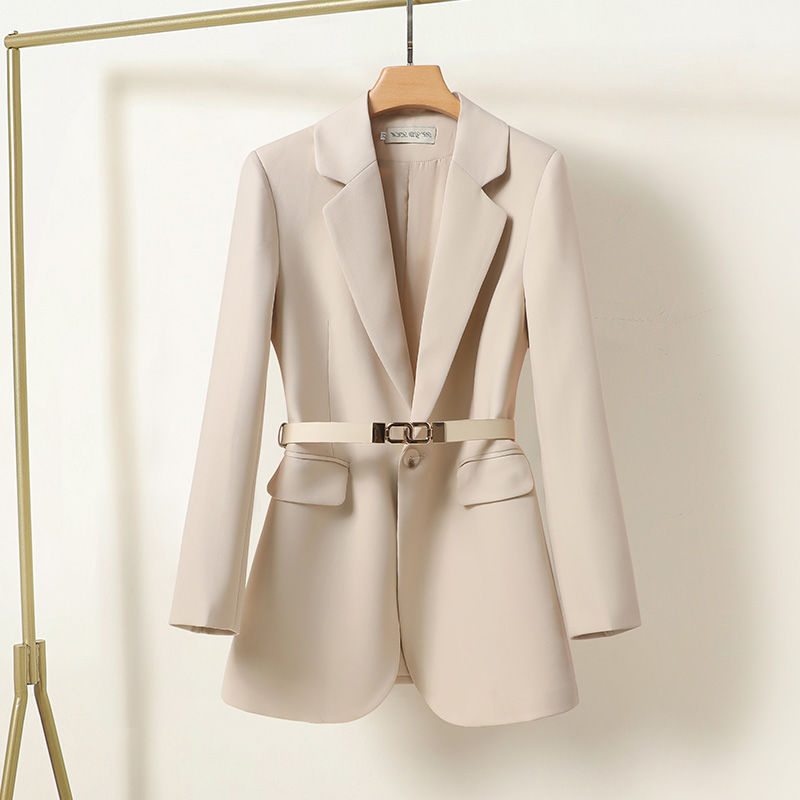 Emily | Blazer chic