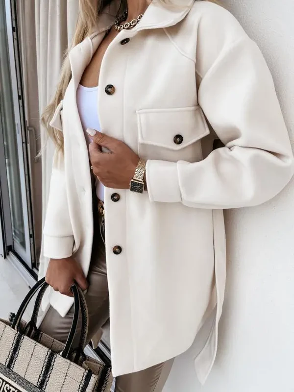 Chaqueta moderna y cómoda: el atuendo informal ideal