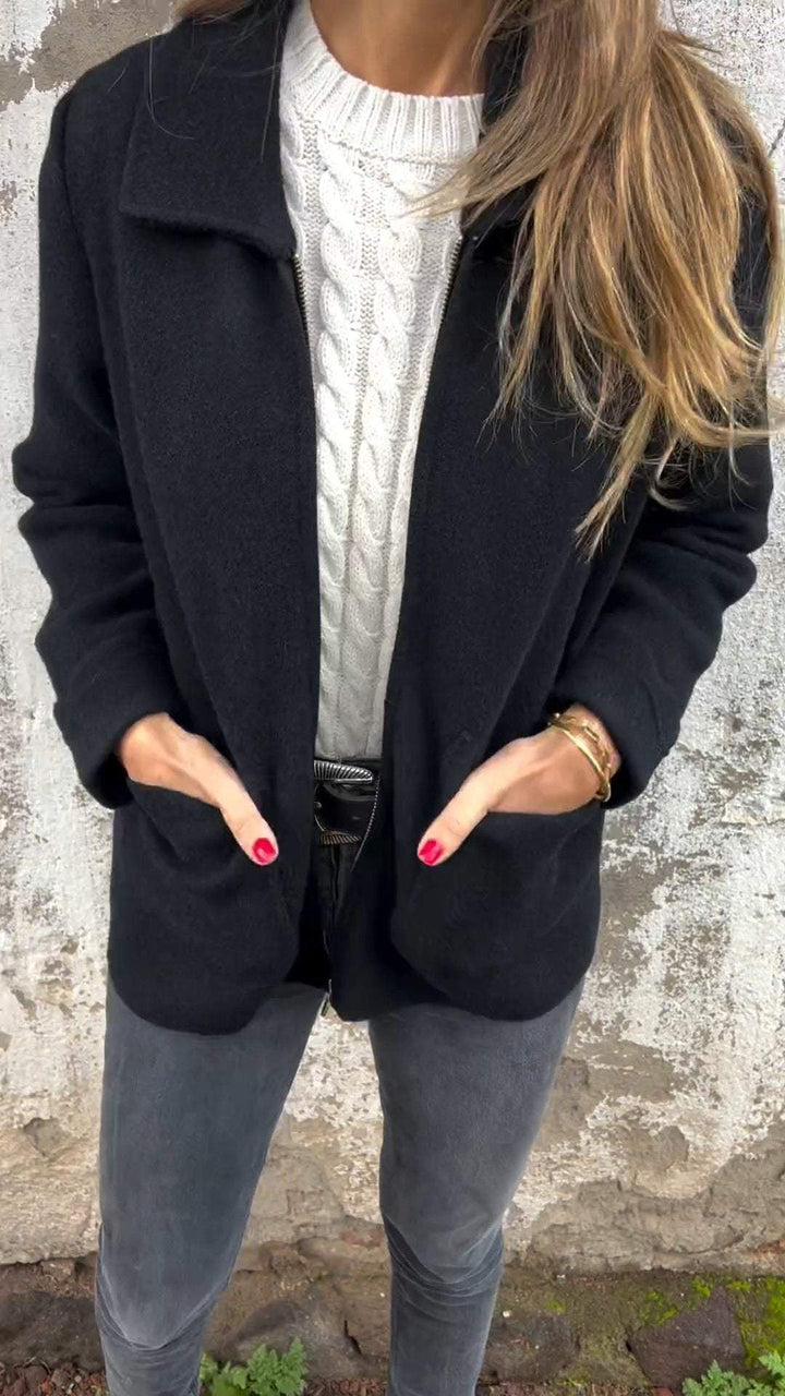 Cárdigan clásico: el compañero perfecto para cualquier look