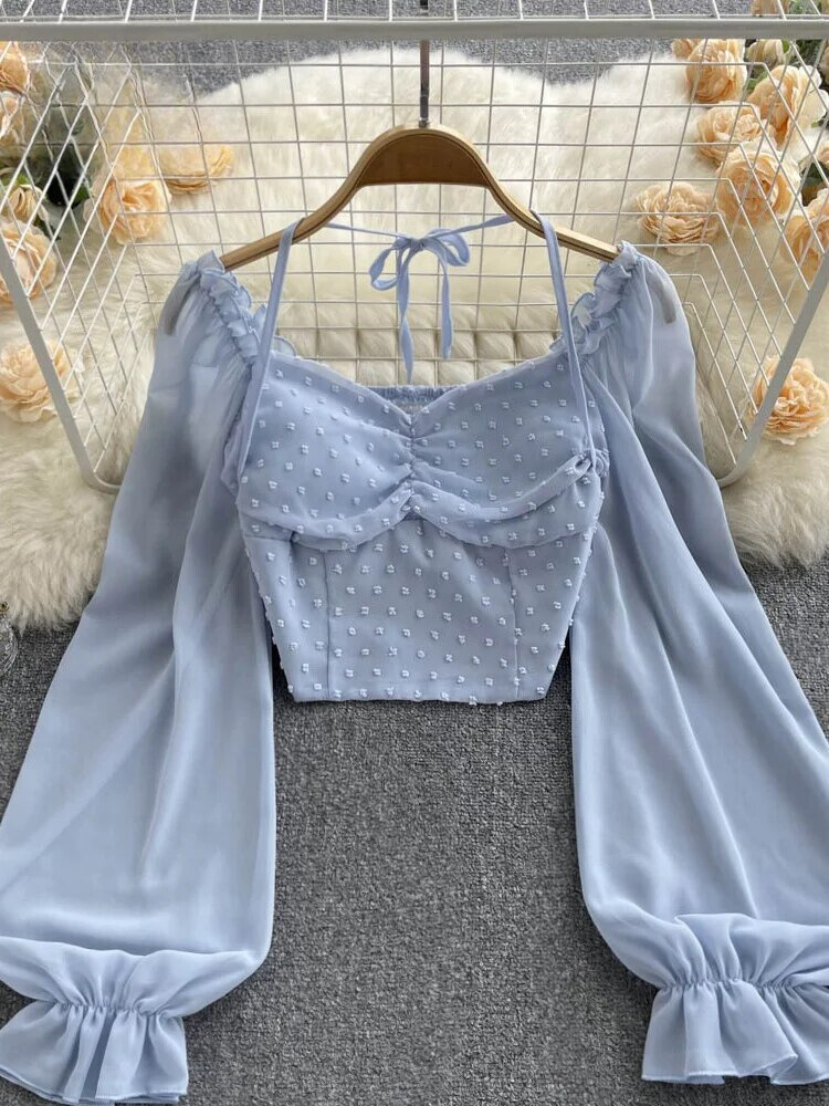 Milly | Blusa veraniega de moda con lunares y encajes