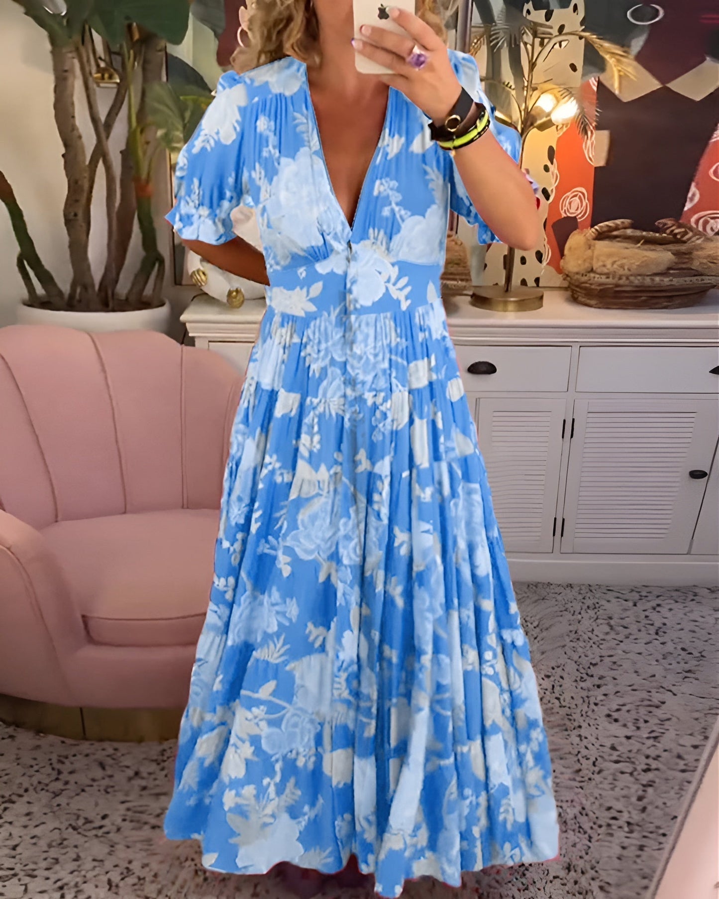 Vestido con bolsillo de cuello en V con estampado floral