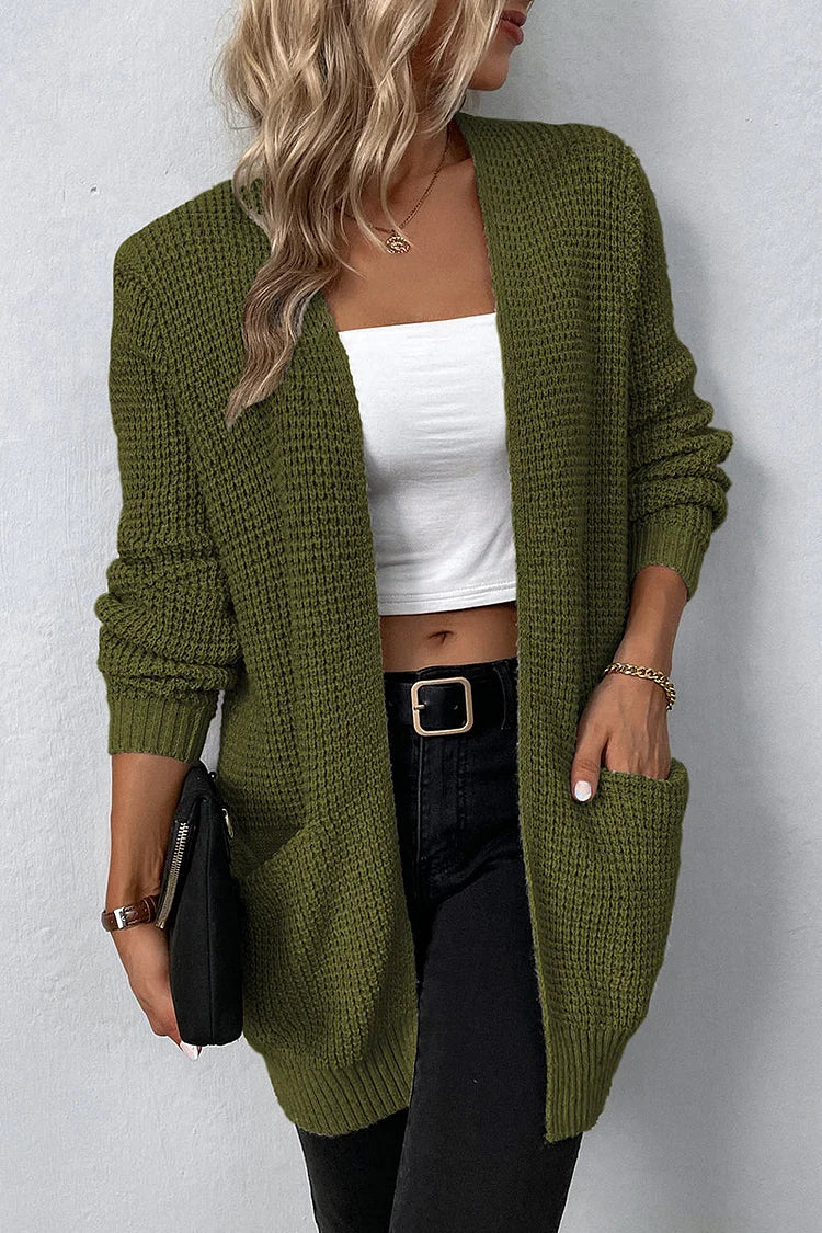 Moderno cárdigan con cuello de pico y prácticos bolsillos: cómodo y chic