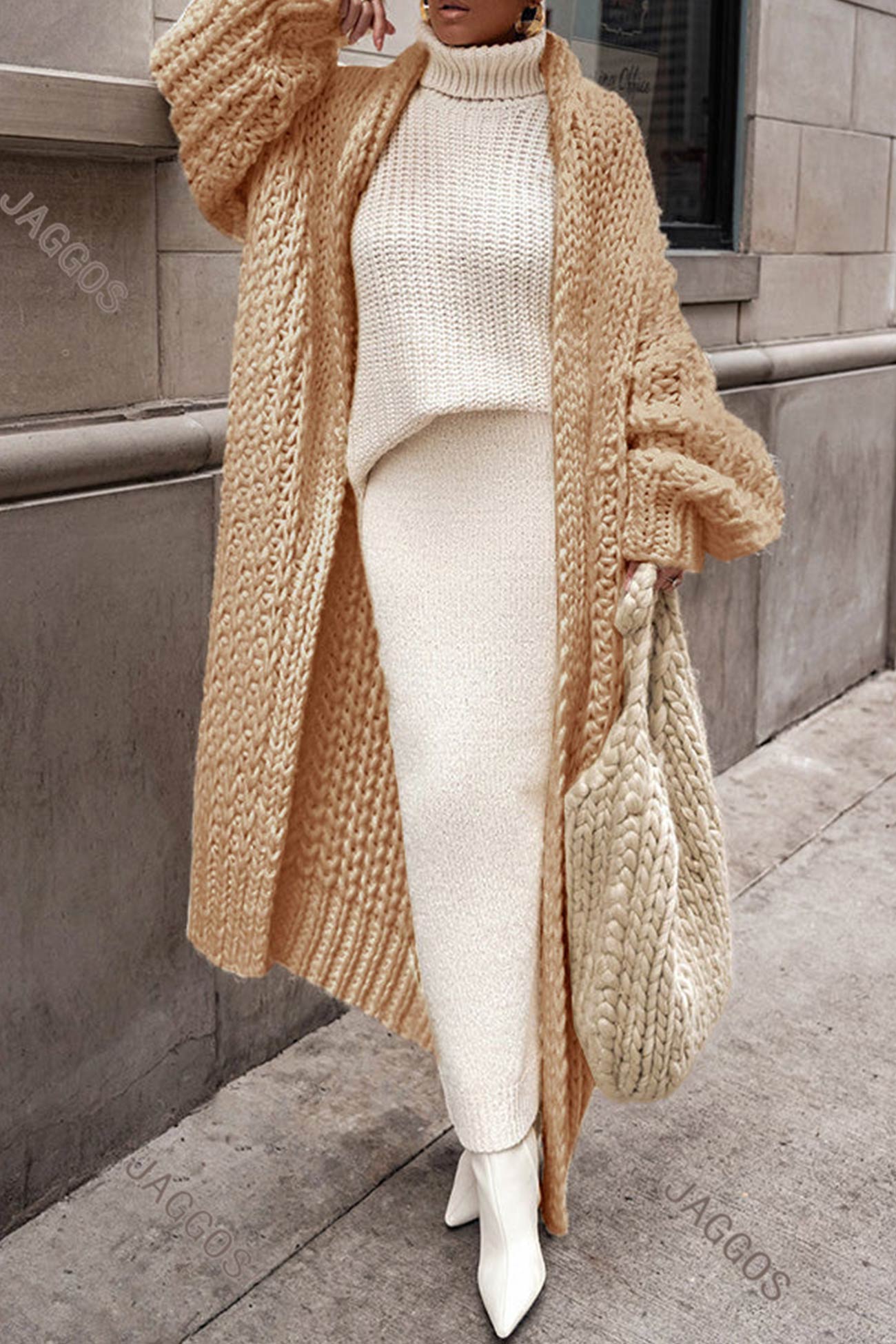 Un elegante jersey largo para cualquier ocasión