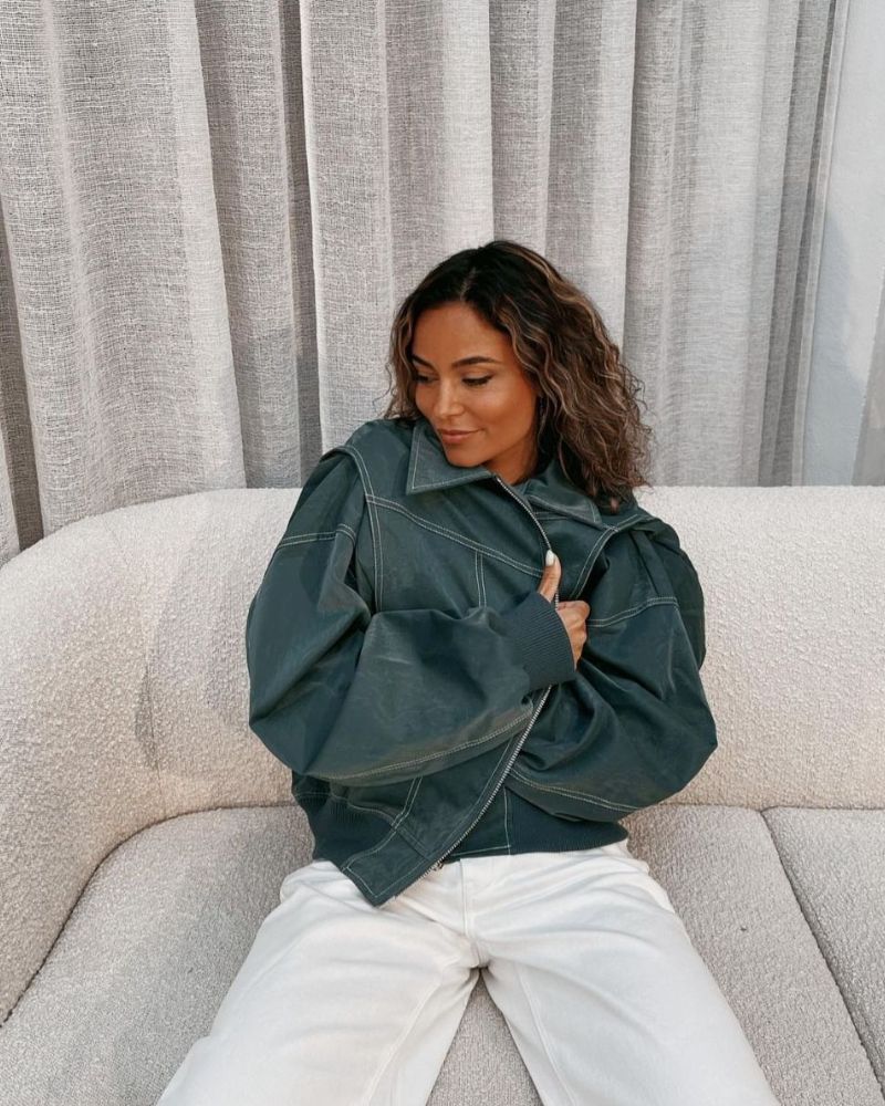 Chaqueta bomber de cuero chic para mujer | khalil