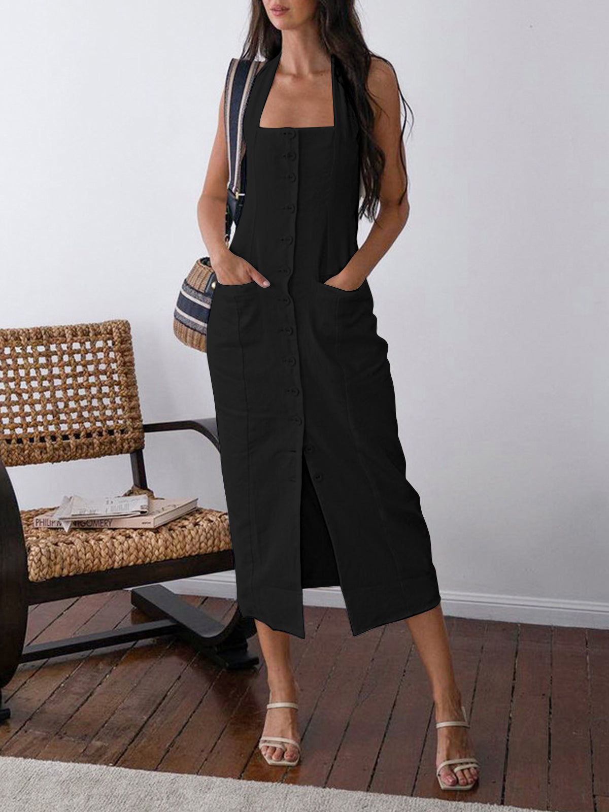 Vestido midi de algodón y lino con cuello halter abotonado y espalda abierta