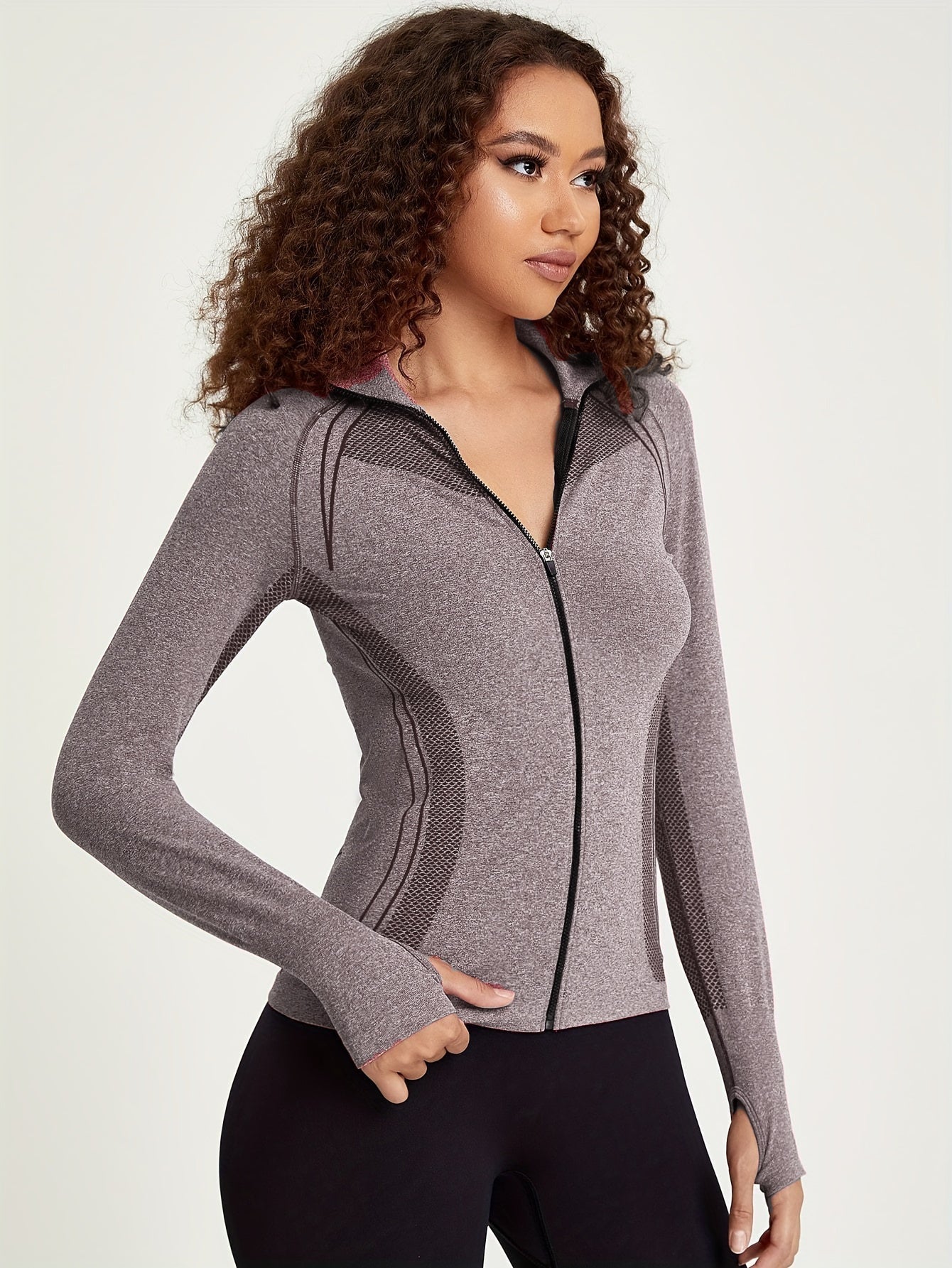Fien | Chaqueta deportiva de manga larga para mujer con decoración de rayas