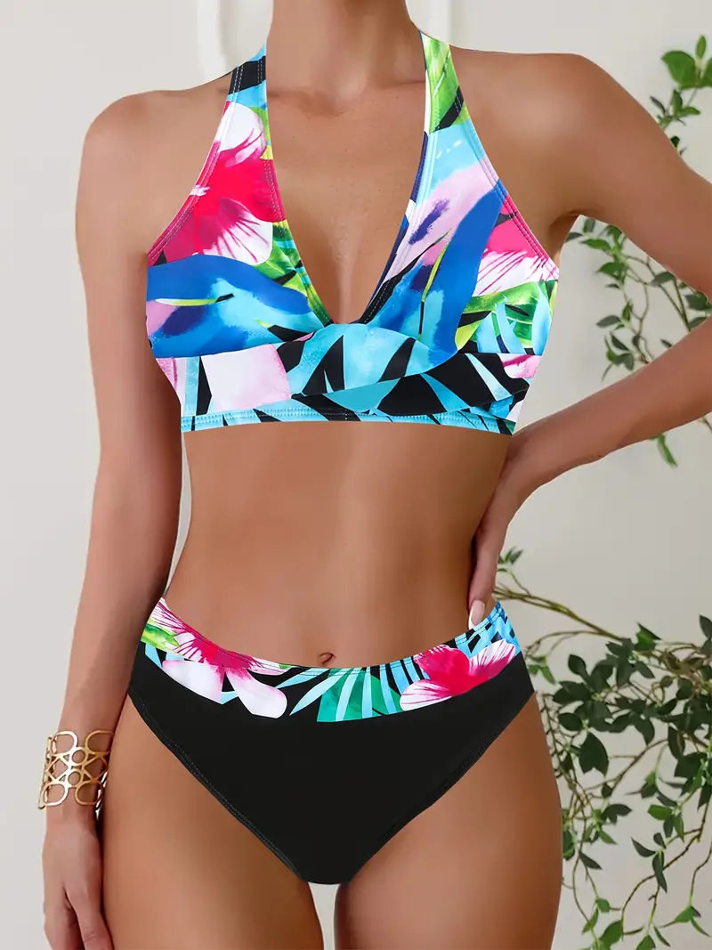 Bikini cruzado con estilo halter
