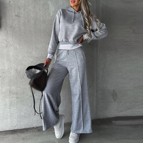 Mira - Conjunto de sudadera con capucha y pantalón para mujer
