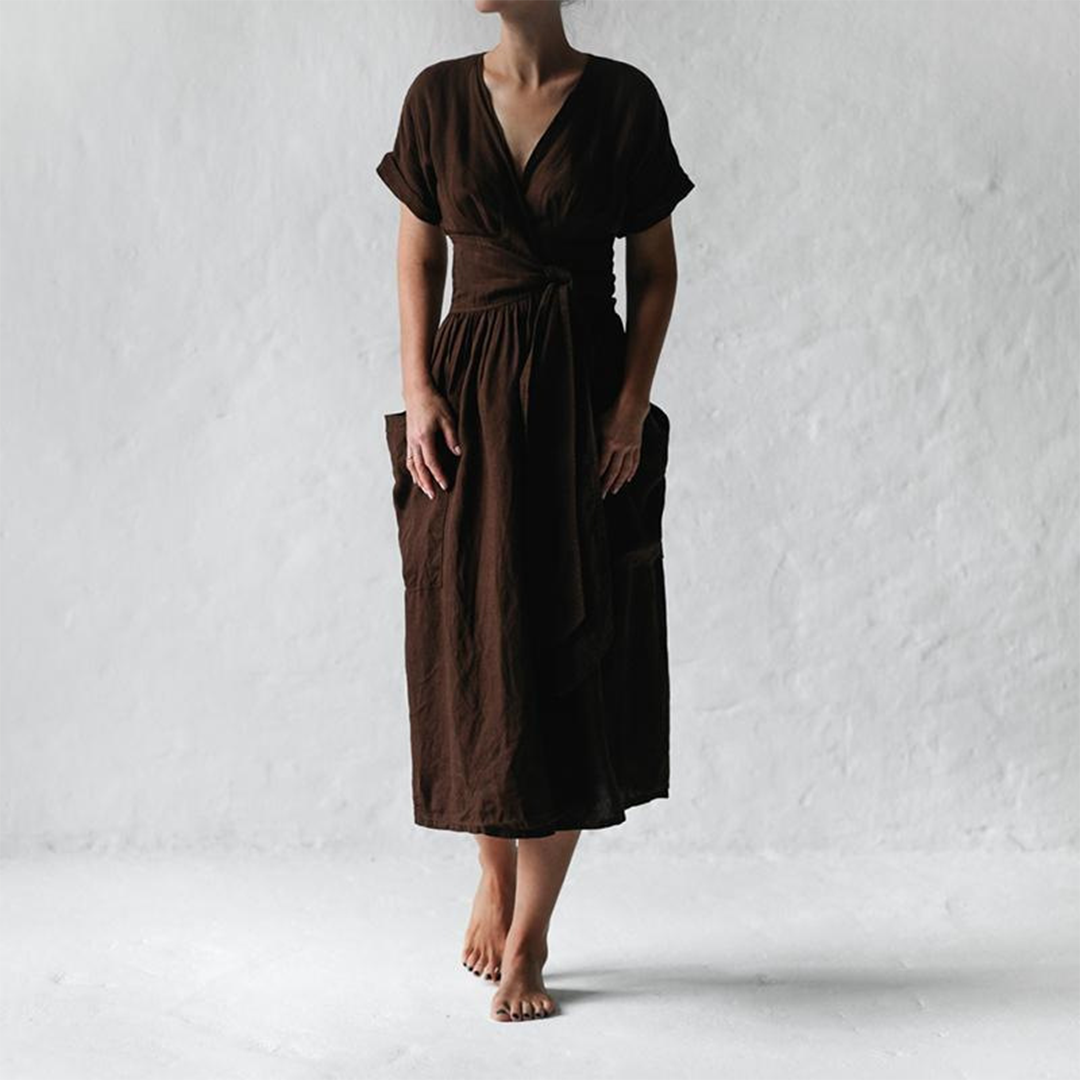 Avah | Elegante vestido con escote en V