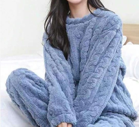 Conjunto de pijama de forro polar para mujer