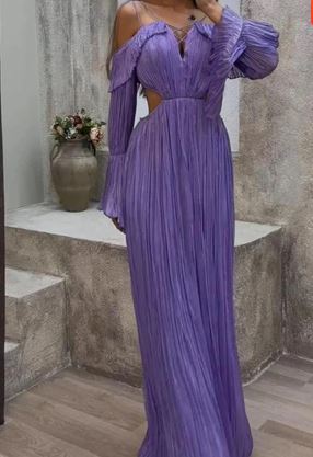 Bernadette - Maxivestido con hombros al descubierto morado
