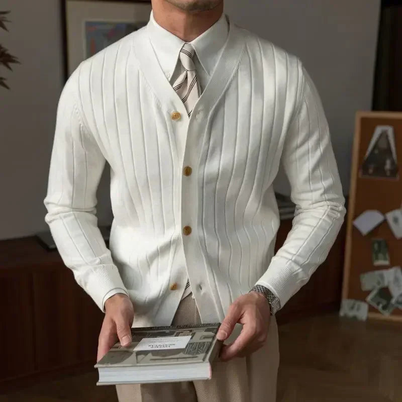 Elegante chaqueta de punto con cuello de pico para hombre