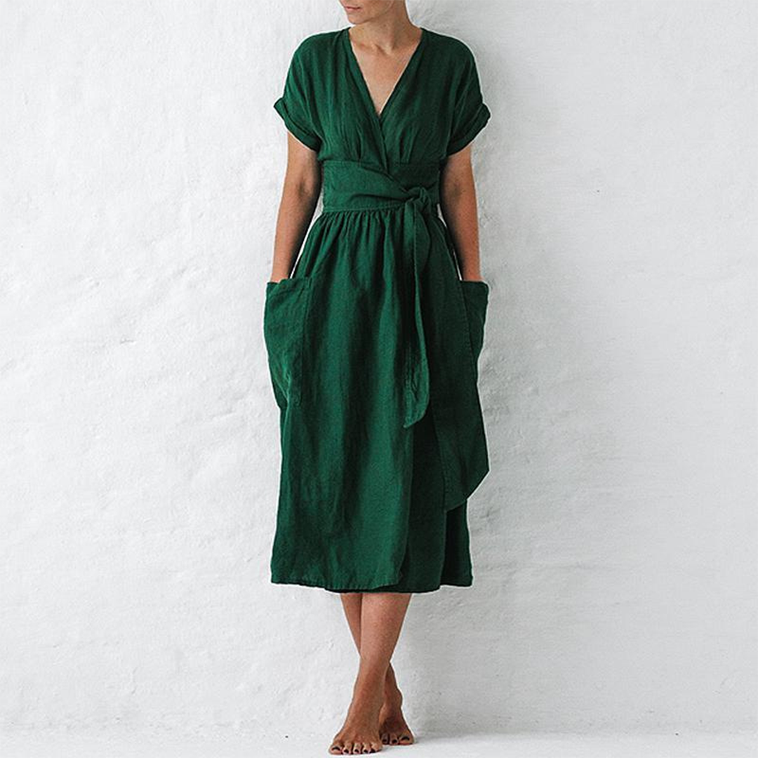 Avah | Elegante vestido con escote en V