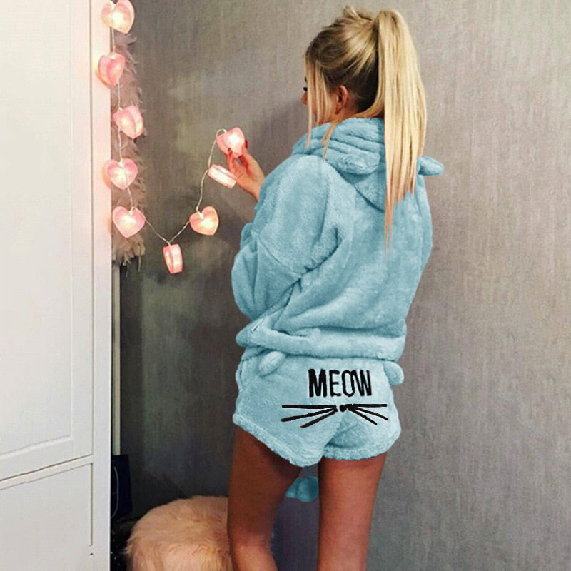 Cálido pijama para gatos
