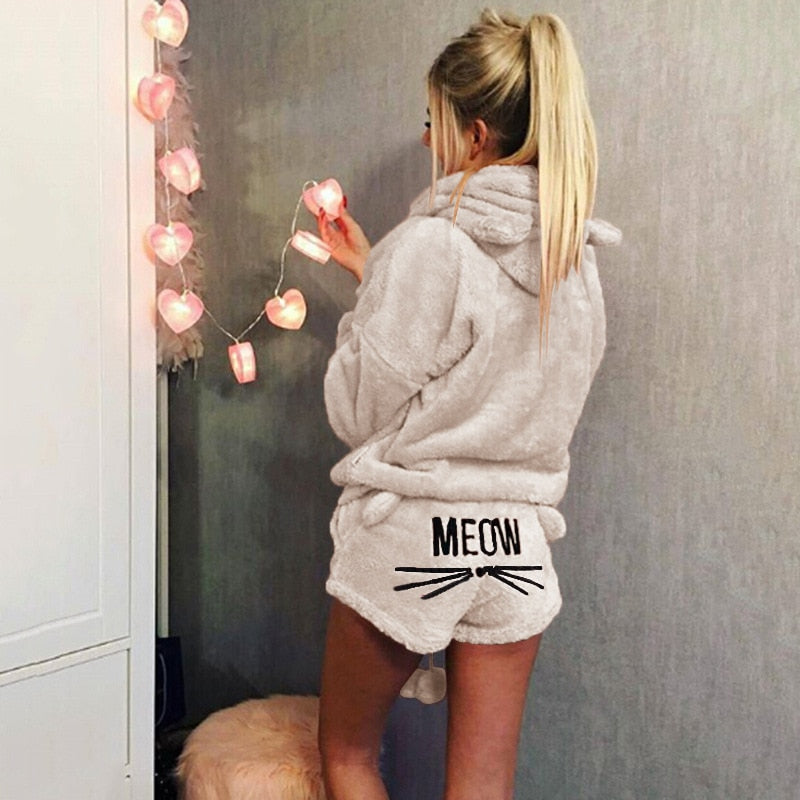 Cálido pijama para gatos