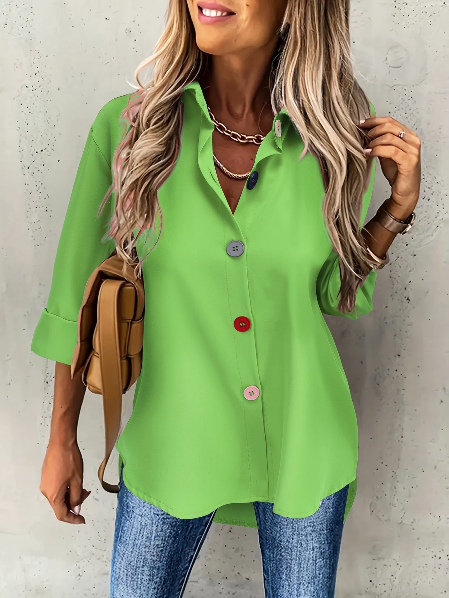 Blusa abotonada de colores - Diseño de manga larga y tejido ligero