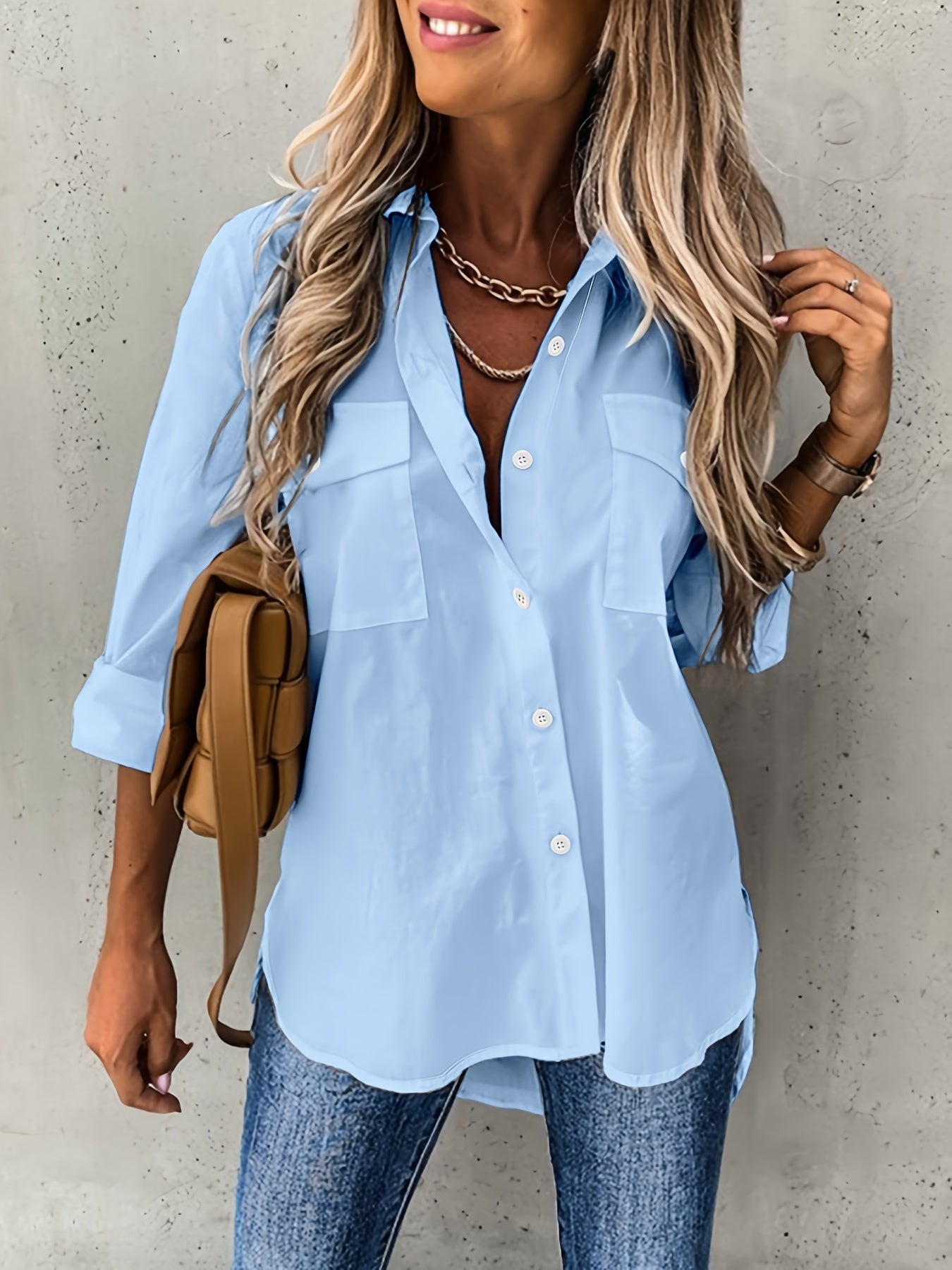 Camisa de manga larga con botones delanteros - Tejido semitransparente y cuello con solapa