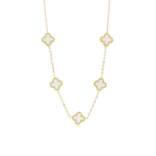 Cadena de oro con tréboles blancos