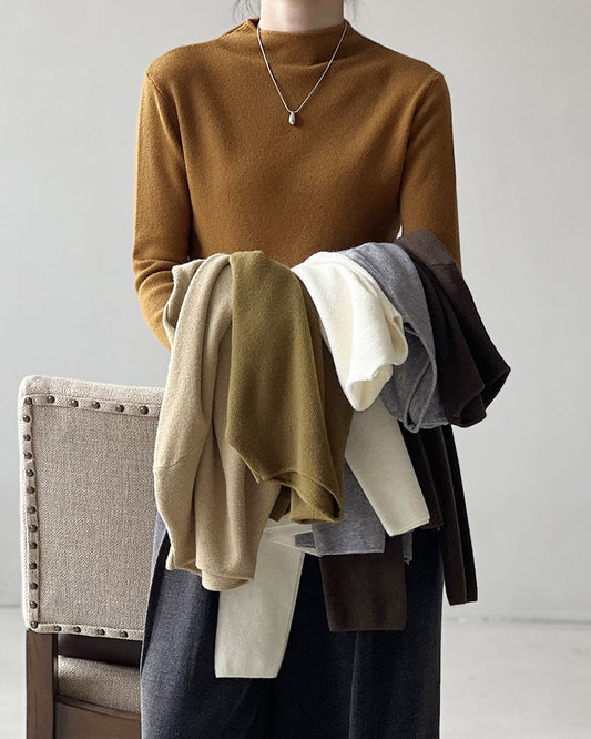 Jersey de mujer de medio cuello con textura suave
