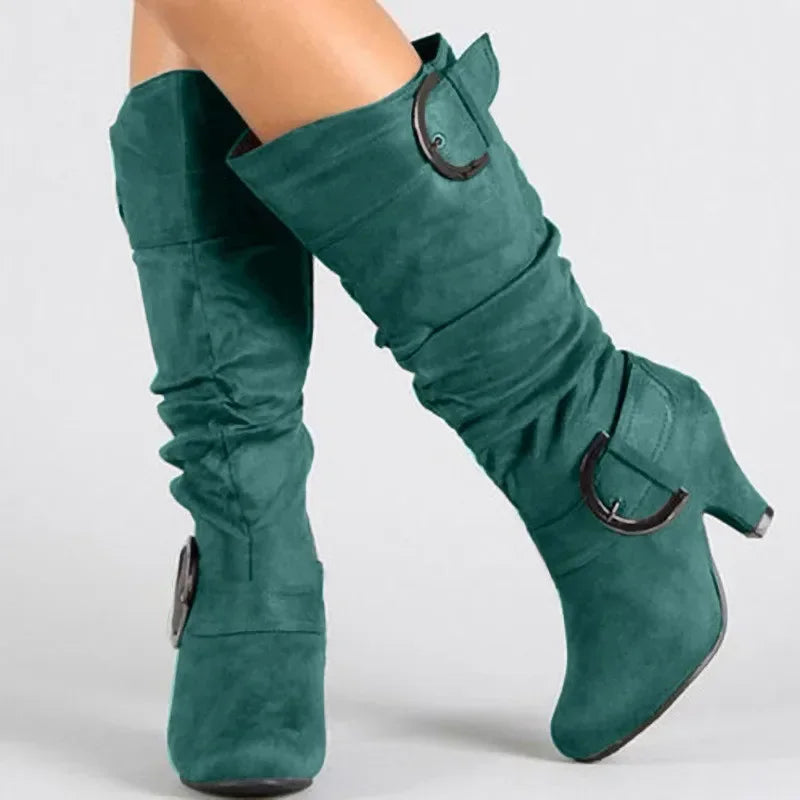 Elegantes botines de mujer para otoño y primavera, con un diseño original para crear apariencias luminosas.