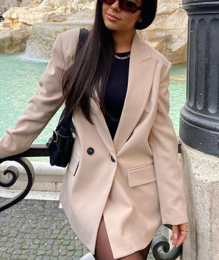 Dionne Blazer | Sofisticado y atemporal
