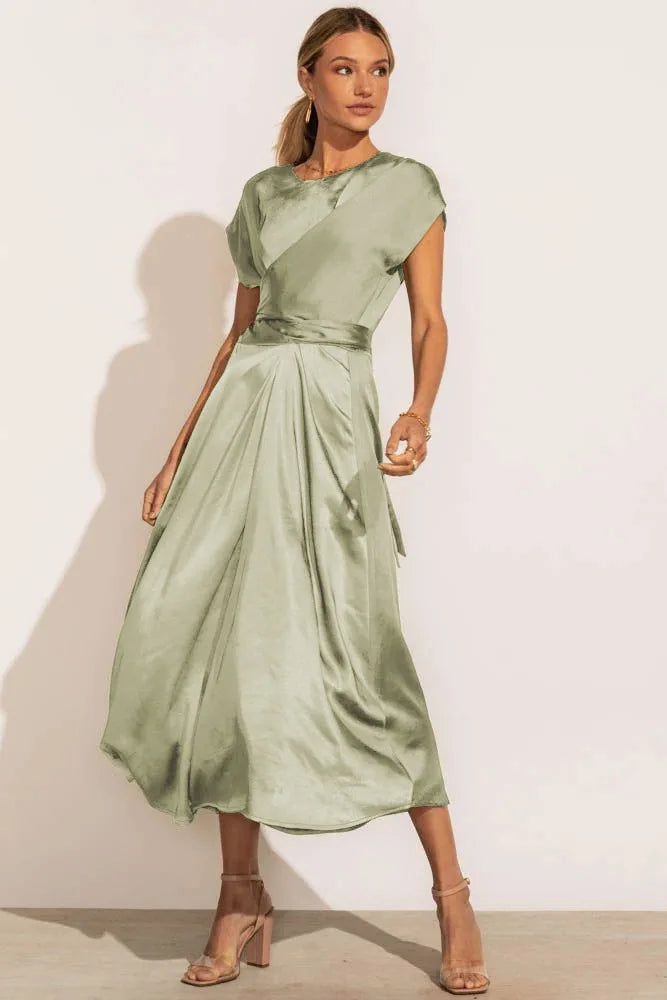 Lotte | Elegante vestido de fiesta de satén de seda