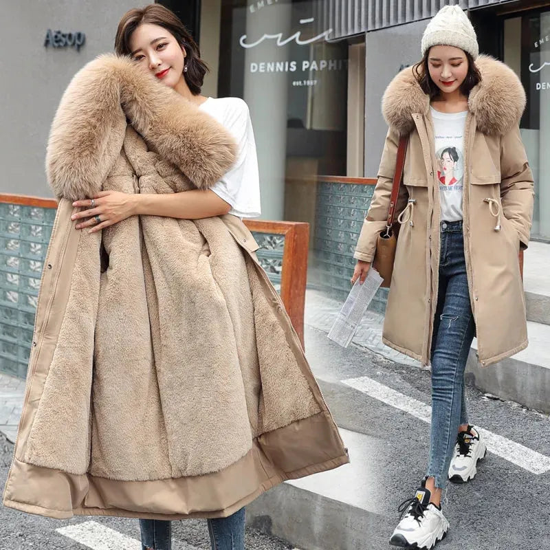 Charlotte | Chaqueta de piel con capucha