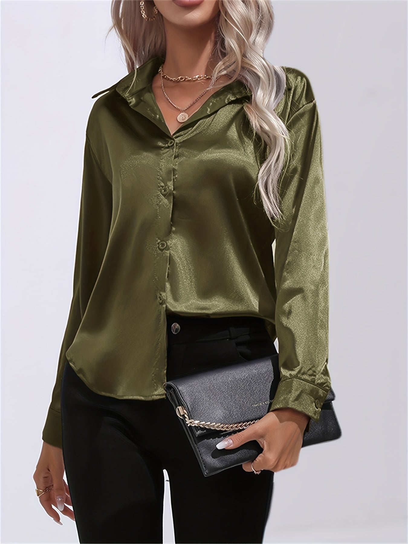 Blusa de satén de manga larga - Cuello con solapa y tejido ligero