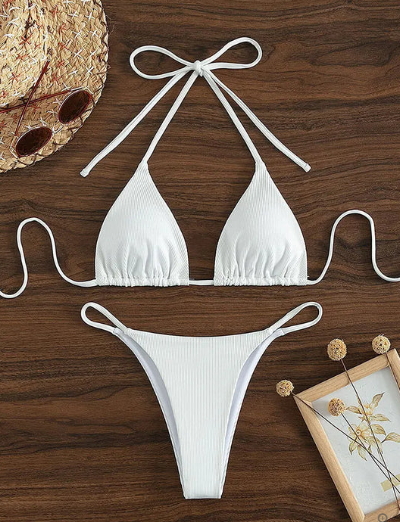 Antonella® | Bikini alto azul con escote en V