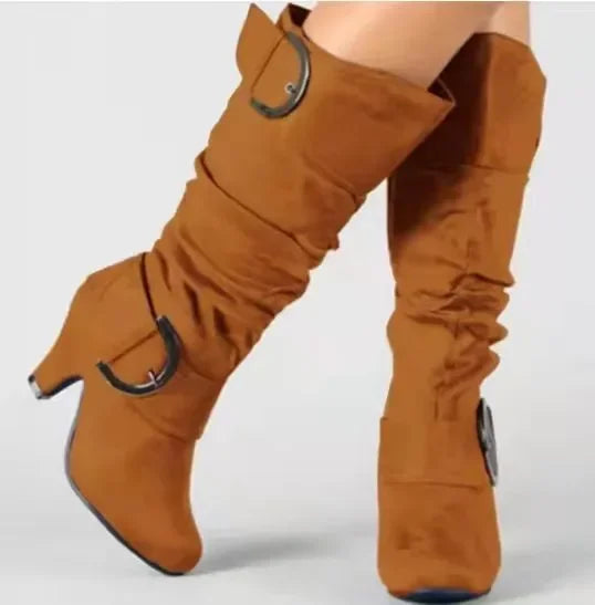 Elegantes botines de mujer para otoño y primavera, con un diseño original para crear apariencias luminosas.