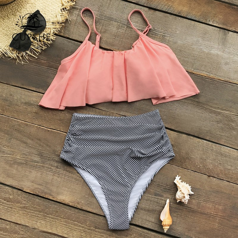 Bikini Belle Mae | Un bikini colorido con volantes