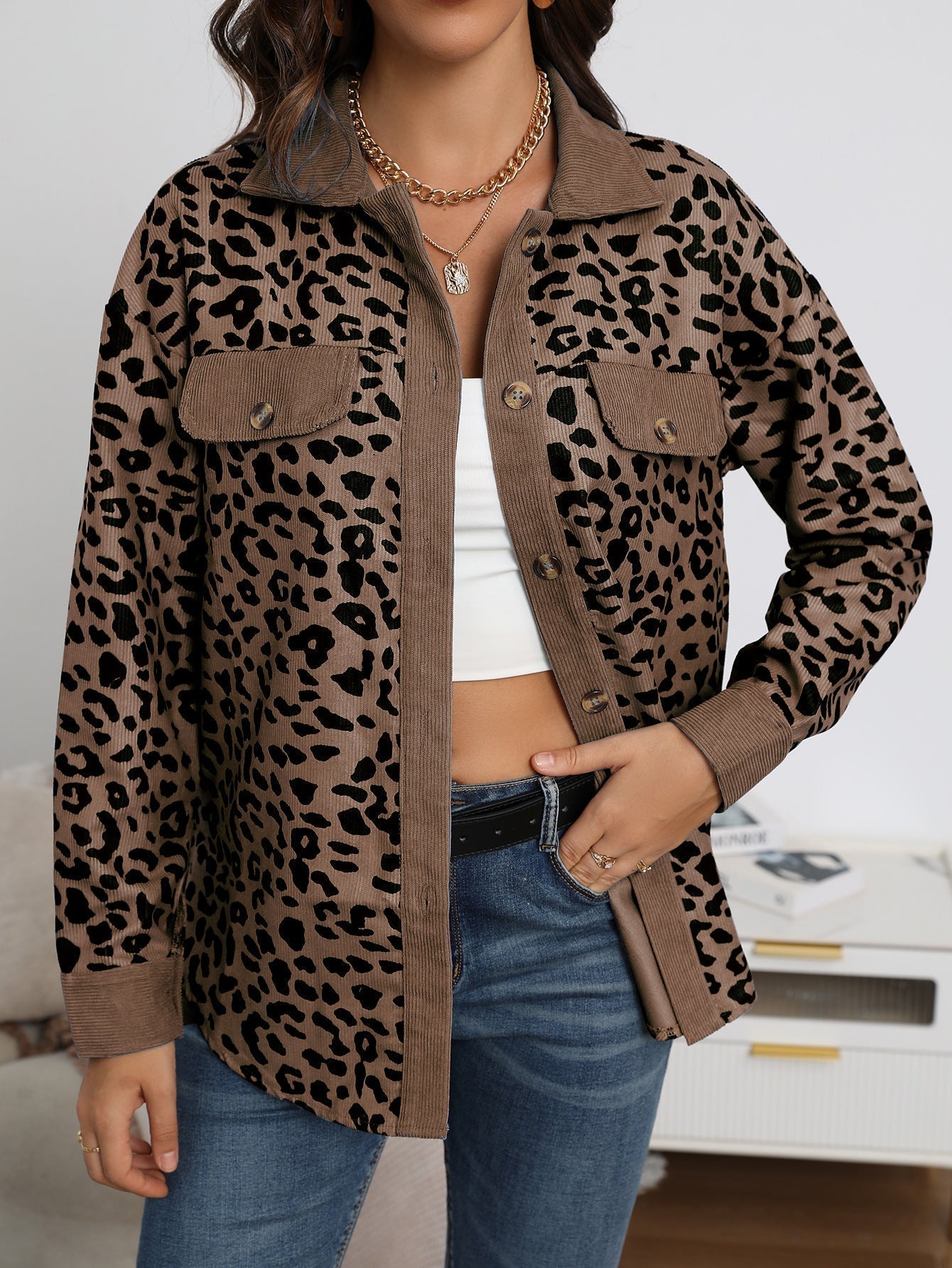 Chaqueta chic de mujer con estampado de leopardo