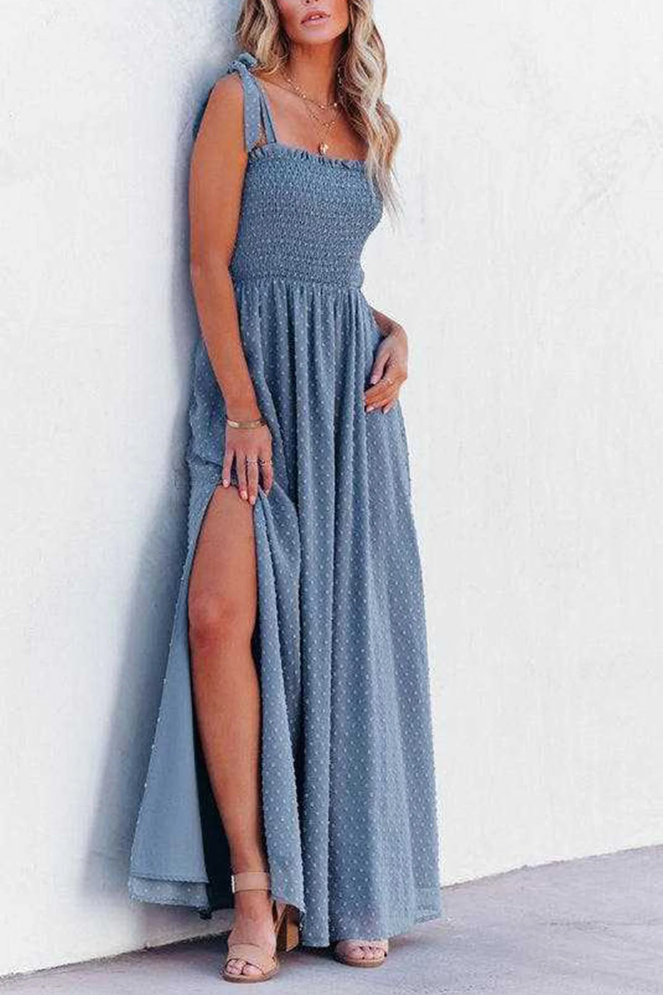 Cosette - vestido de jacquard con abertura, fruncido y pajarita