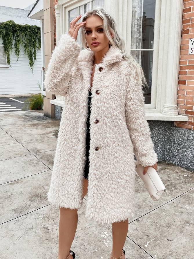 Elegante abrigo de piel de invierno para mujer
