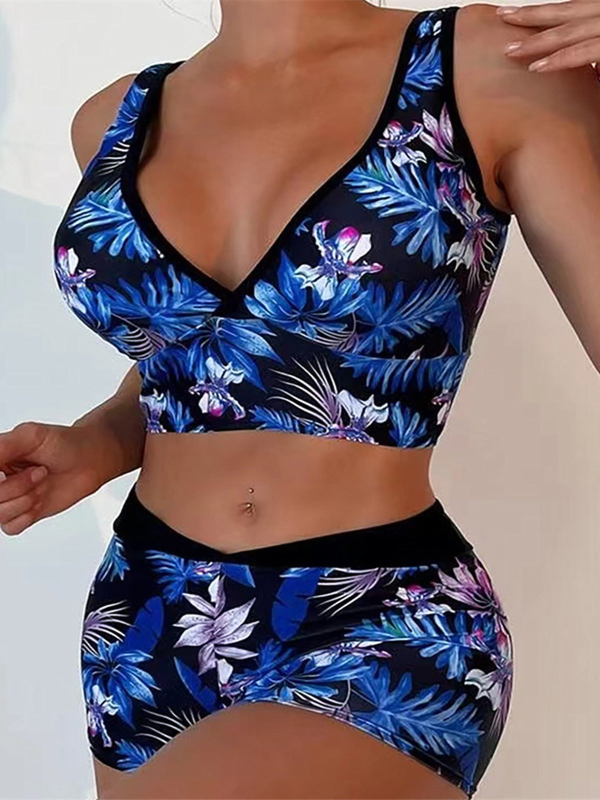Bikini femenino y ligero