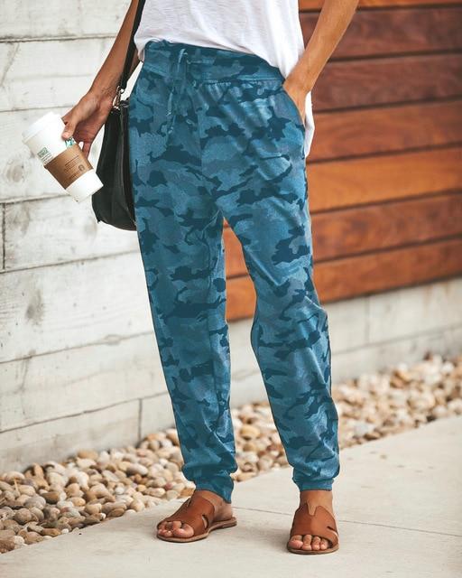 Alex - Pantalón harén de camuflaje con entrepierna baja