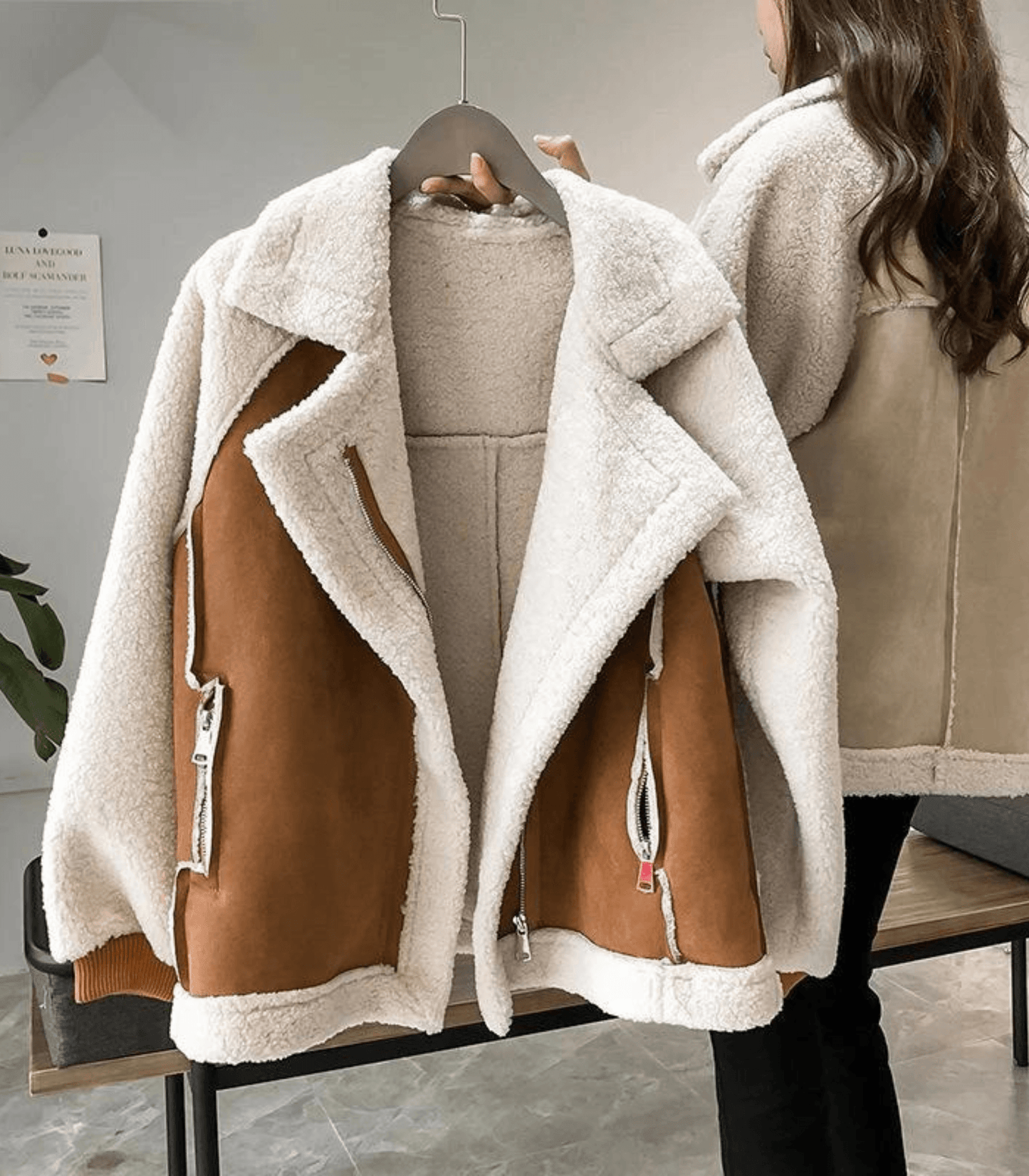 Chaqueta de invierno chic, acogedora y elegante de imitación de piel de cordero para mujer