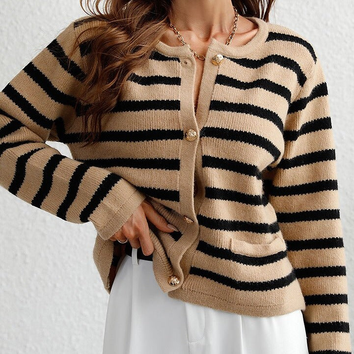 Nina - Chaqueta otoñal de moda con botones dorados para mujer