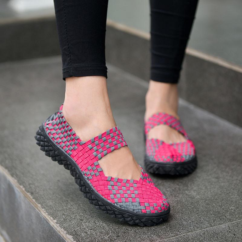 Zapatillas de andar por casa para mujer con elástico tejido