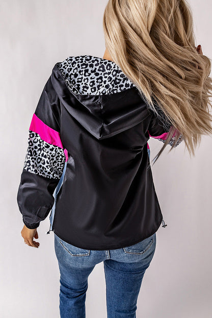 Jantine | Chaqueta con capucha de leopardo rosa y negro