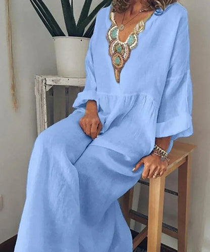 Vestido de ocio con mangas largas y escote en V