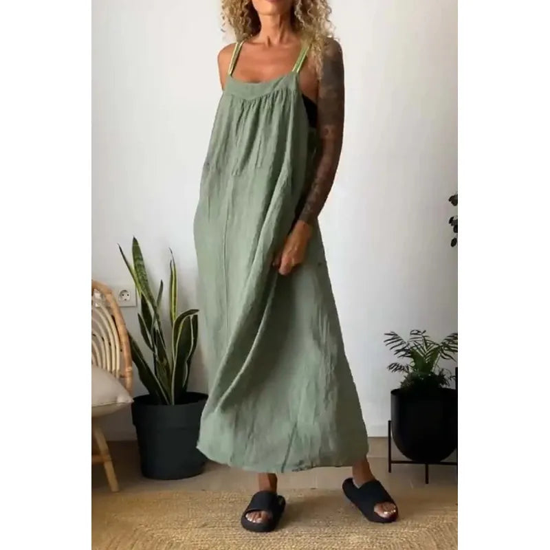 Vestido largo de chambray con bolsillos y tirantes en contraste en azul beau