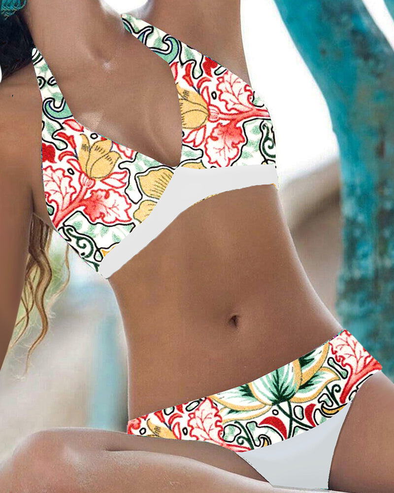 Conjunto de bikini con estampado de flores